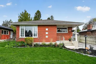 15 GEARIN Street, Quinte West, ON K8V 3Y2