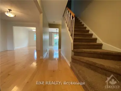 34 Brockington Crescent, Tanglewood - Grenfell Glen - Pineglen, On K2g 4k2