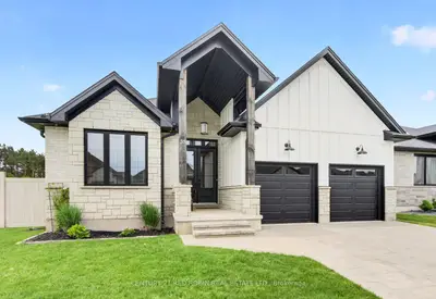 35 Elliot Street, Strathroy-caradoc, On N7g 0h1