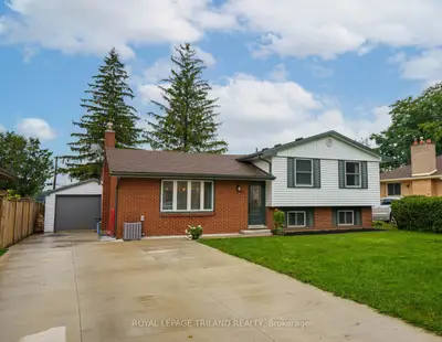 93 Goldwick Crescent, London East, On N5v 2k9