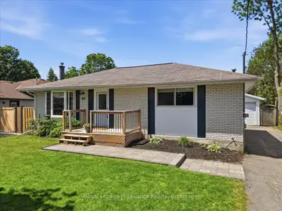 24 HARVEST Crescent, Belleville, ON K8P 4M3