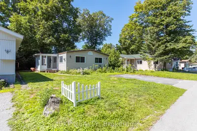 21 Maplewood Avenue, Carleton Place, On K7c 3p1