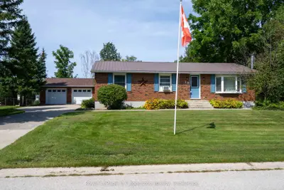 19 Smith Street, Kincardine, On N0g 2t0
