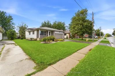 71 Edward Street, Mapleton, On N0g 1p0