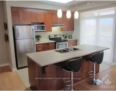 43 Tayside Private B, Barrhaven, On K2j 2t3
