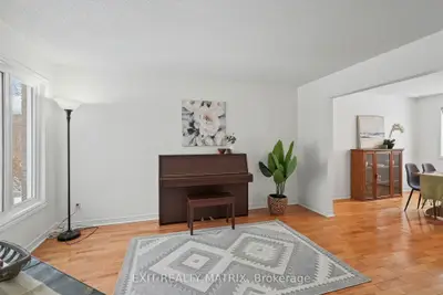 727 Brome Crescent, Orleans - Cumberland And Area, On K4a 3g8
