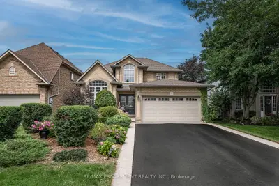 90 Surrey Drive, Hamilton, On L9k 1l9