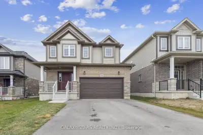 33 Robertson Drive, Stratford, On N5a 0j6