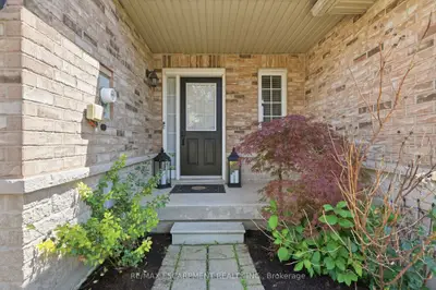39 Panabaker Drive 12, Hamilton, On L9g 0a2