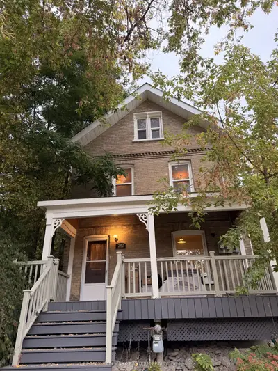 242 Dublin Street, Peterborough, On K9h 3b8