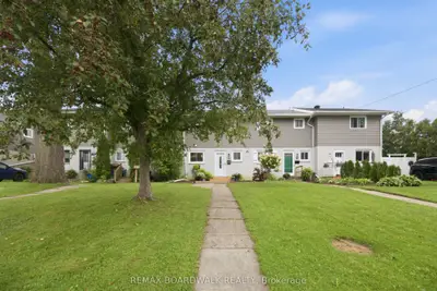 11 Maple Avenue, Brockville, On K6v 1y3