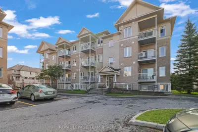 200 Paseo Private 6, South Of Baseline To Knoxdale, On K2g 4n7