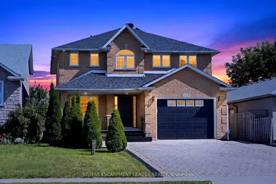 1429 UPPER SHERMAN Avenue, Hamilton, ON L8W 1C4