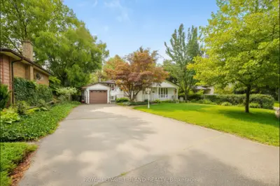 81 Wakefield Crescent, London North, On N5x 1z6