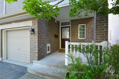 252 Tandalee Crescent, Kanata, On K2m 0a1