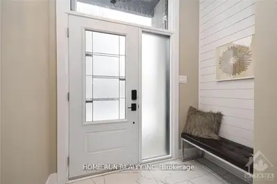 314 CYR Avenue A, Vanier and Kingsview Park, ON K1L 7N7