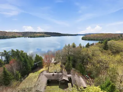 1027 Scott Lane, Lake Of Bays, On P1h 2j6