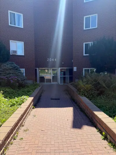 2044 ARROWSMITH Drive 208C, Beacon Hill North - South and Area, ON K1J 7V8