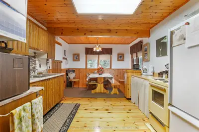 29792 Highway 60, South Algonquin, On K0j 2m0