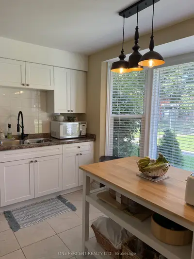48 Arbour Glen Crescent, London East, On N5y 1z9