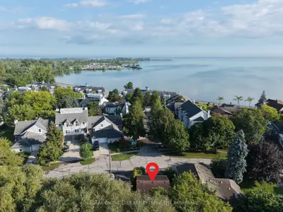8 Lakeside Drive, St. Catharines, On L2m 1p2