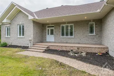 840 David Manchester Road, Carp - Huntley Ward, On K0a 1l0