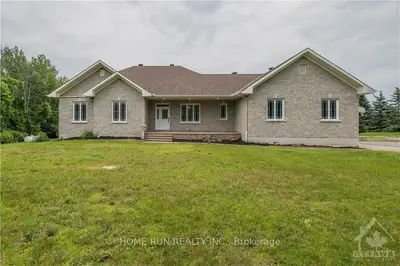 840 David Manchester Road, Carp - Huntley Ward, On K0a 1l0