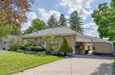 387 Aberdeen Avenue, Peterborough, On K9h 4x5