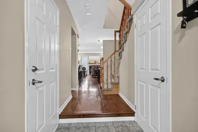 7 Calaveras Avenue, Barrhaven, On K2j 4z8