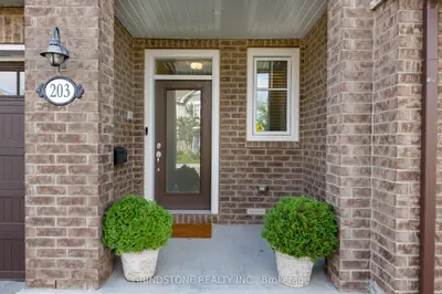 203 Trollius Way, Blossom Park - Airport And Area, On K1t 0r7