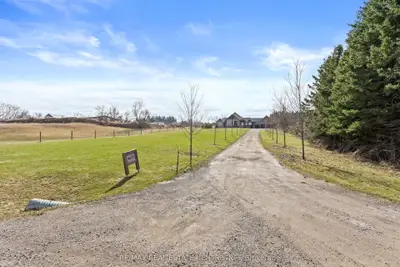 9677 Tenth Side Road, Erin, On N0b 1t0