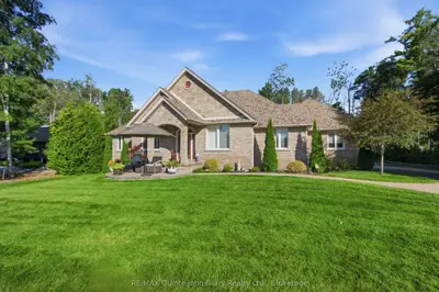 5 Old Carrying Place Road, Quinte West, On K0k 1l0