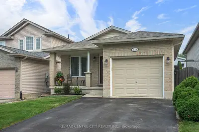 128 Crimson Crescent, London East, On N5w 6e9