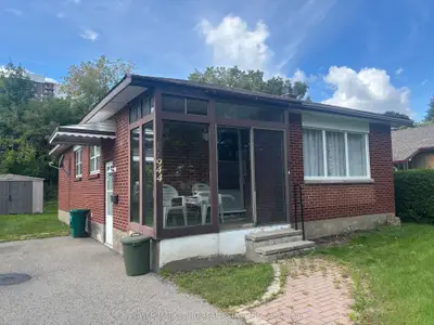 944 Eve Street, Overbrook - Castleheights And Area, On K1k 3r4