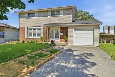15 ROBERTSON Lane, Belleville, ON K8P 4C2