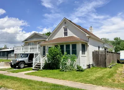 19 Santone Avenue, Welland, On L3c 2j5
