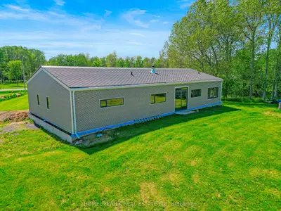 2805 Rocky Road, Augusta, On K6v 5t1