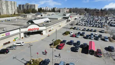 301 Oxford Street W 2, London North, On N6h 1s6