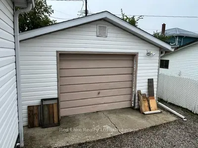 7 Fourth Street, Red Lake, On P0v 1c0