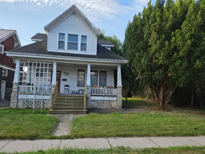24 Stanley Avenue, Chatham-kent, On N7m 3j2
