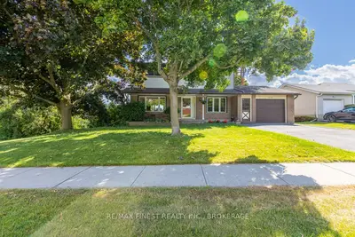 1043 Lincoln Drive, Kingston, On K7m 4z3