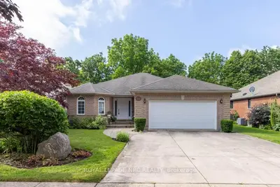 18 HARMONY Drive, Niagara-on-the-Lake, ON L0S 1J0