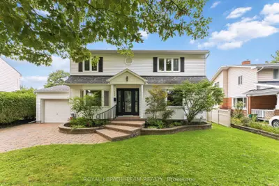 115 Mountbatten Avenue, Alta Vista And Area, On K1h 5v6