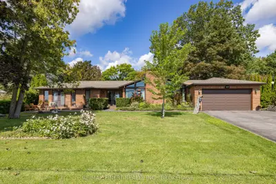 4443 Bath Road, Loyalist, On K7n 1a1