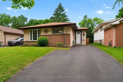 60 Guthrie Drive, Kingston, On K7k 5x5