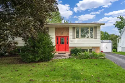 912 Safari Drive, Kingston, On K7m 6x5