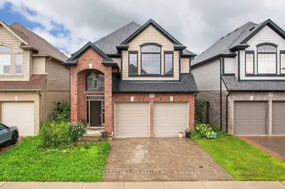 1586 NOAH Bend, London North, ON N6G 0T2