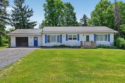 323 St Lawrence Street W, Centre Hastings, On K0k 2k0