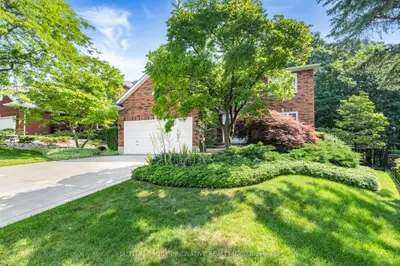 59 Renata Court, Hamilton, On L9h 6x2