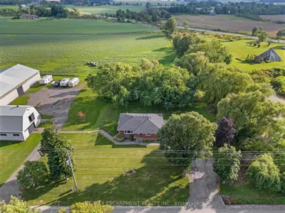 2223 Hall Road, Hamilton, On L0r 1c0